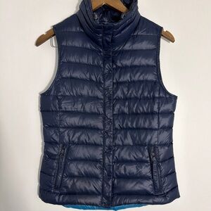 GAP Lightweight down puffer vest